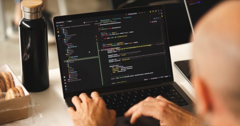 Cómo utilizar la función numPy argmax() en Python - Geekflare Spain