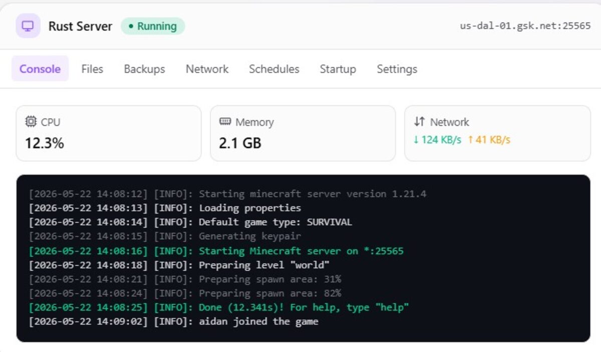GameServerKings control panel showing Rust server console with CPU, memory, and network stats.
