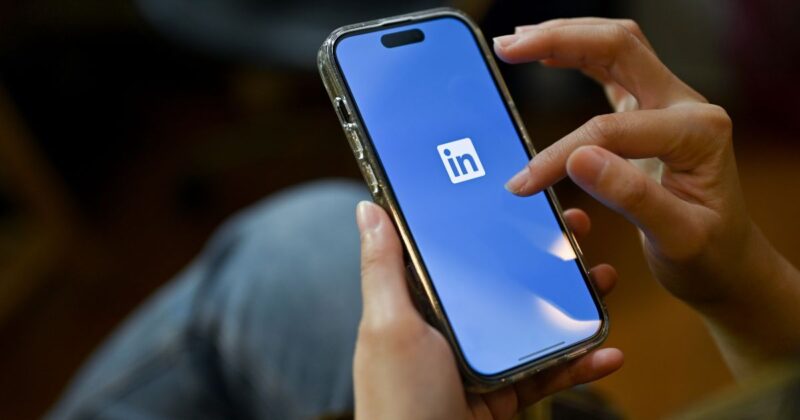 como ver profiarchivos en linkedin de forma anónima