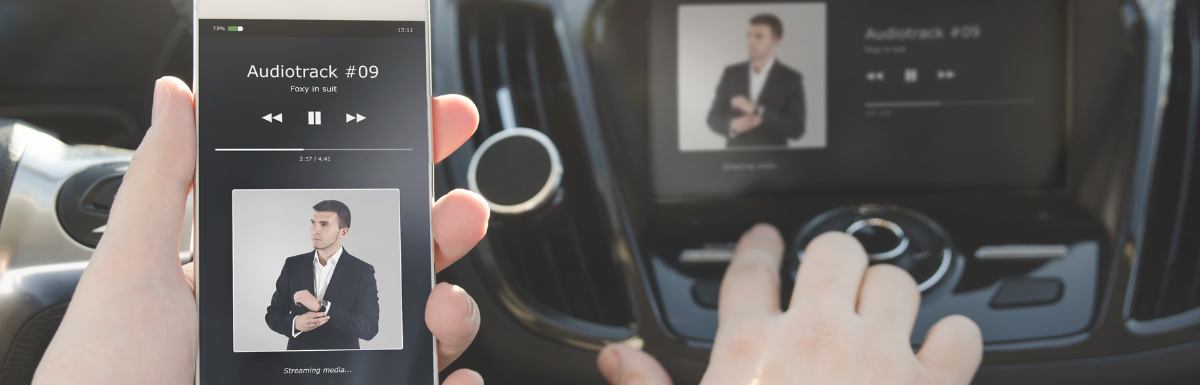 Adaptateur Entrée Audio/Vidéo Pour Voiture - Compatible CarPlay (Convertisseur 2 En 1)