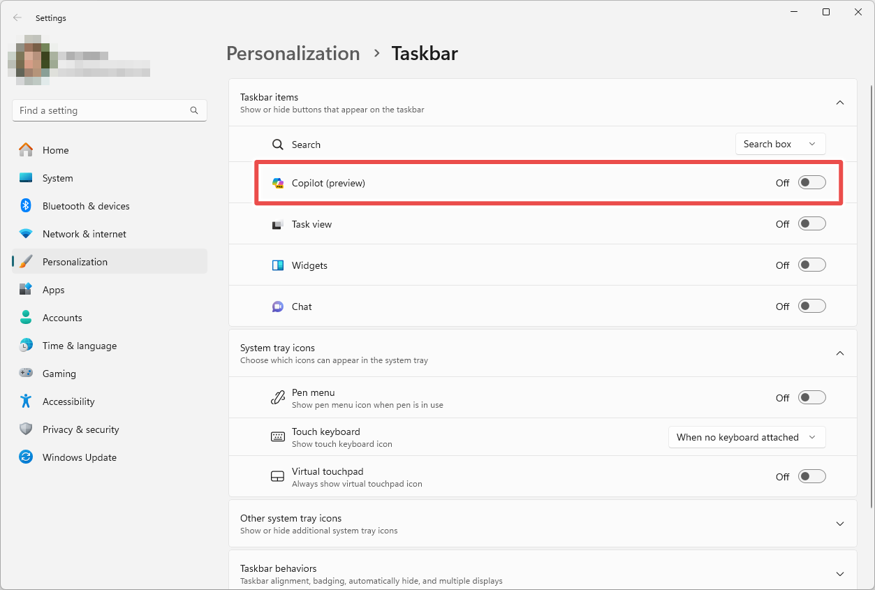 Windows 11 taskbar settings with Copilot turned off