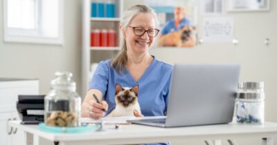 Veterinary Practice Management Software-geekflare (1)